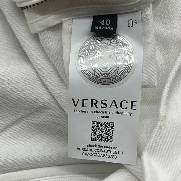 Versace hoodie for women with side zippers A87045 40 - Picture 6 of 6
